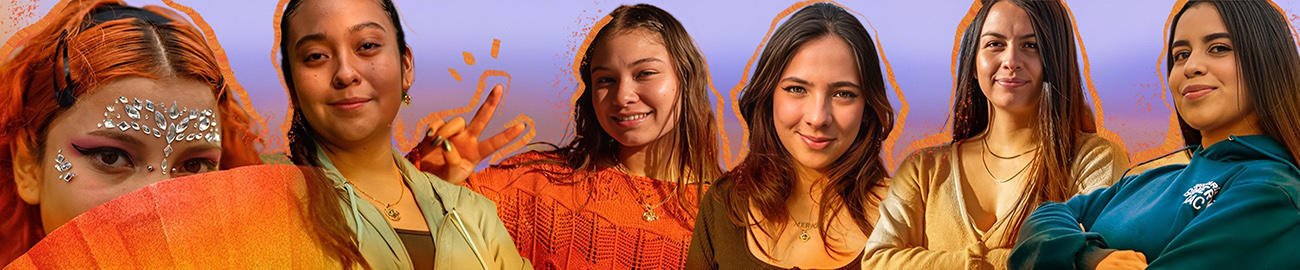 Varias mujeres sonriendo