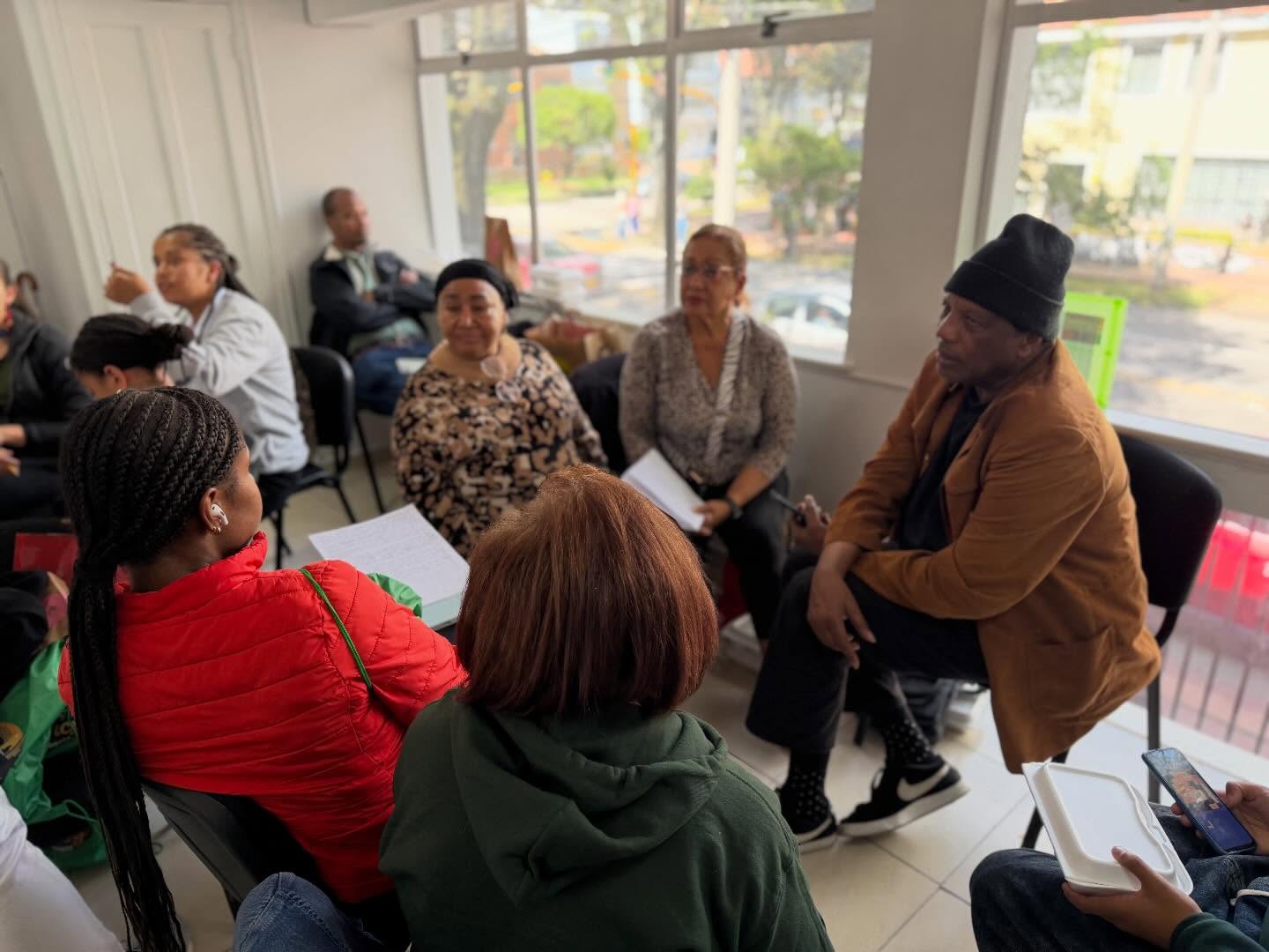 Fotografía de un grupo de personas