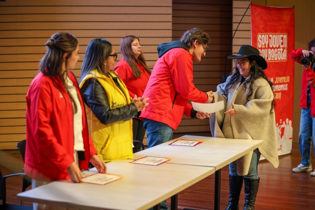 Posesión consejeros distritales de juventud