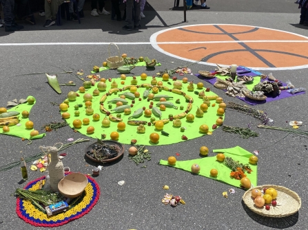 Foto de las ofrendas en los juegos ancestrales