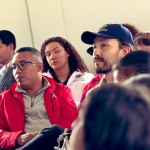 Fotografía donde aparecen varias personas de la comunidad