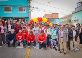 Foto de la comunidad del barrio Juan Pablo II de Ciudad Bolívar