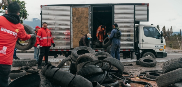 Más espacios limpios y seguros: Tunjuelito retiró 395 llantas abandonadas 