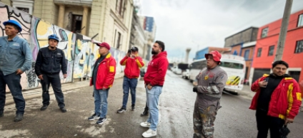 Operativo en Los Mártires deja 783 metros recuperados y control a comercios
