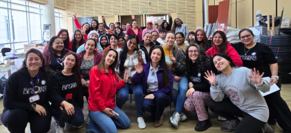 Entrega de insumos a emprendedoras mujeres de la localidad de Usme
