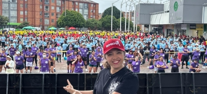Fotografía relacionada con: MÁS DE 1.000 PERSONAS PARTICIPARON EN LA 32.ª EDICIÓN DE LA MARATÓN DE RESISTENCIA AERÓBICA EN TUNJUELITO.
