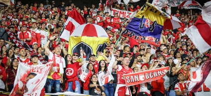 hinchas santa fe