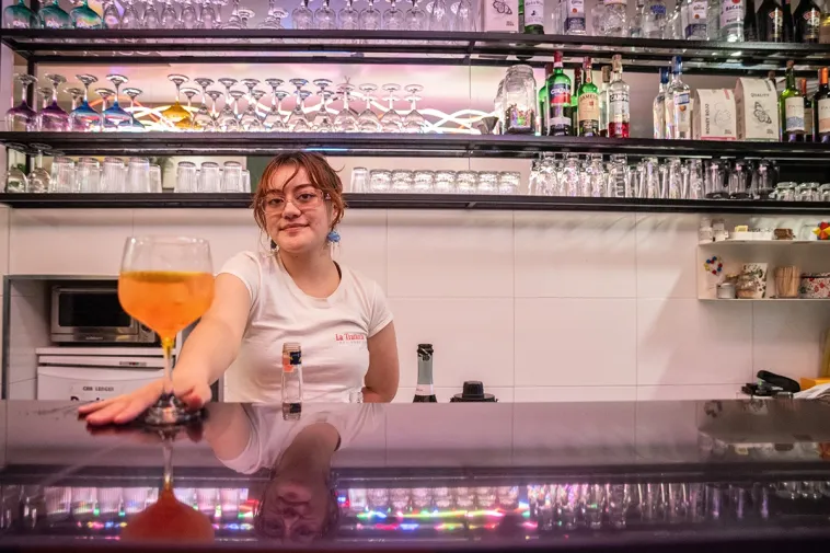 Foto de una mujer joven