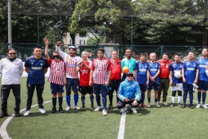 Hinchas paralímpicos de la localidad de Barrios Unidos