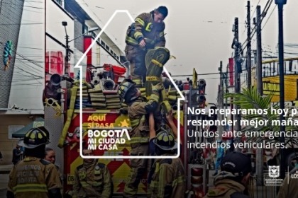 Atención inmediata de los Bomberos de Bogotá en el Centro Comercial San José