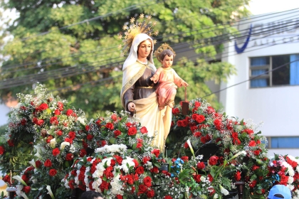 Procesion de la virgen del carmen