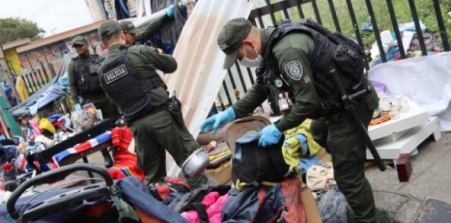 Las autoridades intervinieron este sector del centro de Bogotá, donde el pasado domingo se registró la activación de un artefacto explosivo.