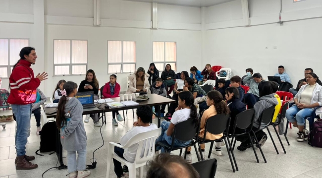 Niños y niñas fortalecen participación en Los Mártires