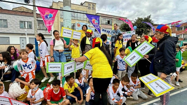 Parque Óscar vive un día de arte, ciencia y cuidado comunitario en Los Mártires