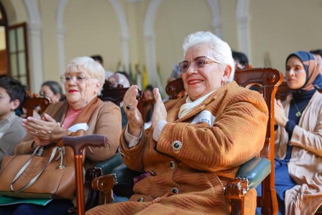 Mujeres y lideresas del sector religioso