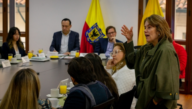 Secretaría de Gobierno y UAESP coordinan acciones con alcaldías locales para mejorar el manejo de residuos en Bogotá