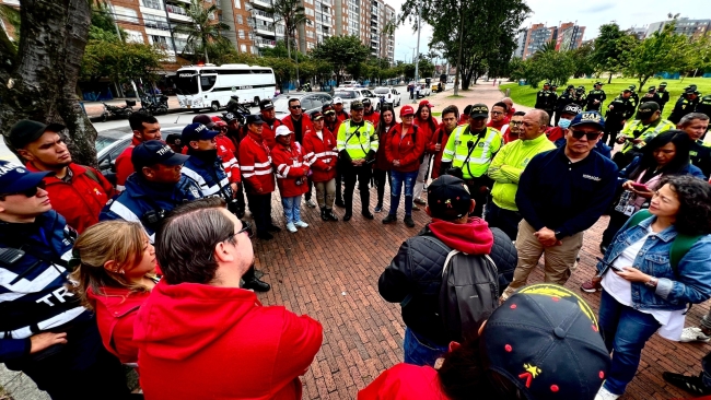 En Kennedy se imponen 121 comparendos y recuperan 1.400 m² de espacio público