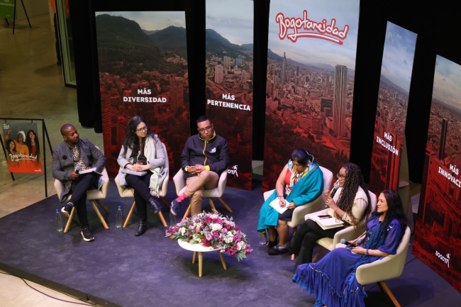 Panel de asuntos religiosos y de libertad de conciencia en el primer congreso de la Bogotaniedad