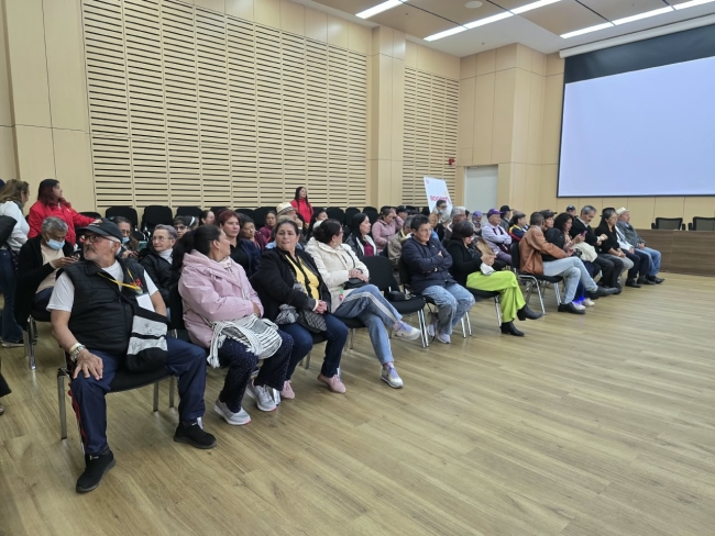 Celebración adulto mayor en Usme