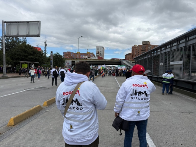 Equipo de Diálogo Social en manifestación 