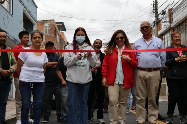 Fotografía relacionada con: FÁTIMA AVANZA CON OBRAS QUE MEJORAN SUS VÍAS Y ESPACIOS.