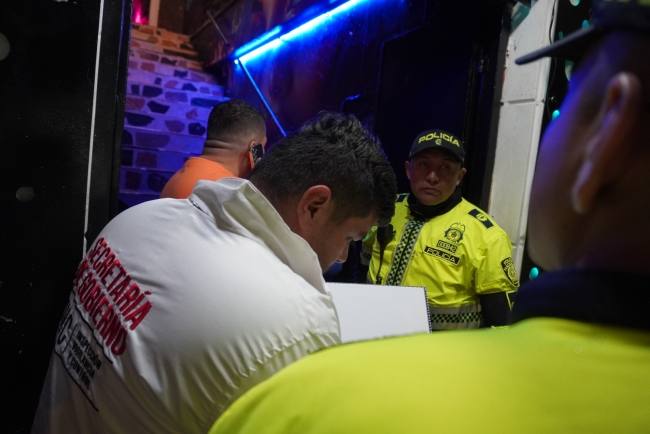 Secretaría de Gobierno refuerza operativos contra bares ilegales que se esconden tras figuras sindicales