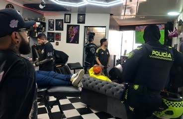 Fotografía relacionada con: Operativo IVC en establecimientos de tatuajes deja tres suspensiones de actividad económica en Tunjuelito